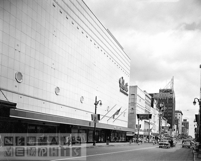 Main Street (northwest), Goldsmiths Department Store,1960